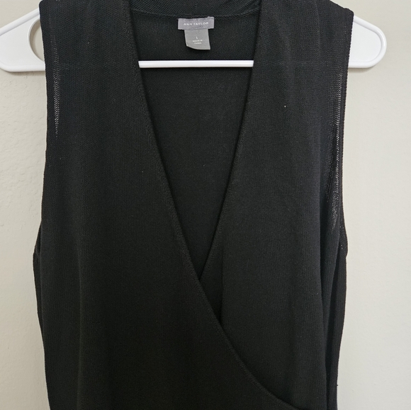 ann taylor sleeveless blouses - Picture 3 of 5